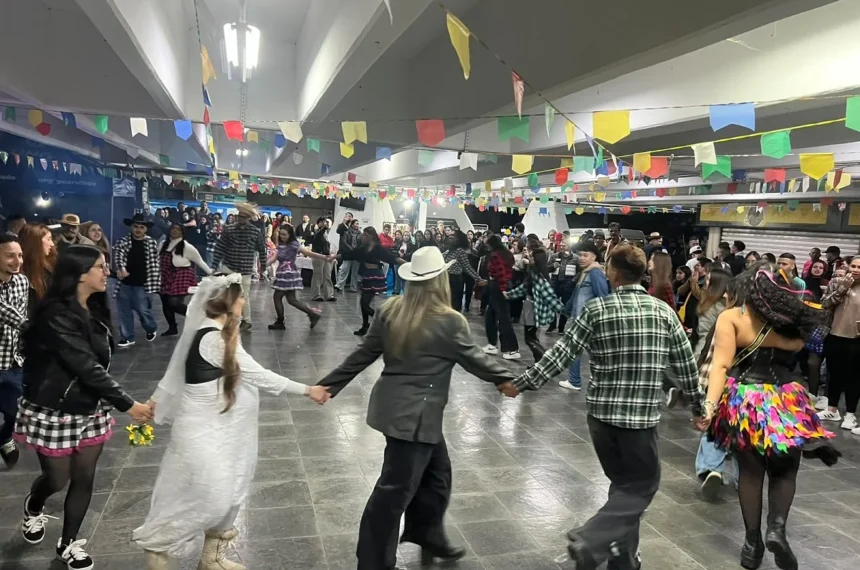 Arraiá da UNG oferece shows gratuitos e comidas típicas em Guarulhos. Agenda Cultural