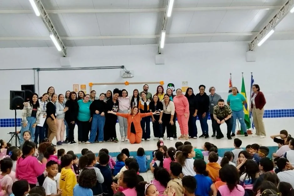 escola-promove-reflexões-e-conscientização-no-maio-laranja-2