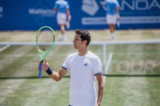 Melo e Smith estreiam nesta terça no ATP 250 de Winston-Salem