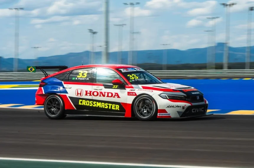 Nelson Piquet Jr. foi o segundo mais rápido na classificação da TCR Brasil - (Roberto Oshiro/ Grupo Veloci)
