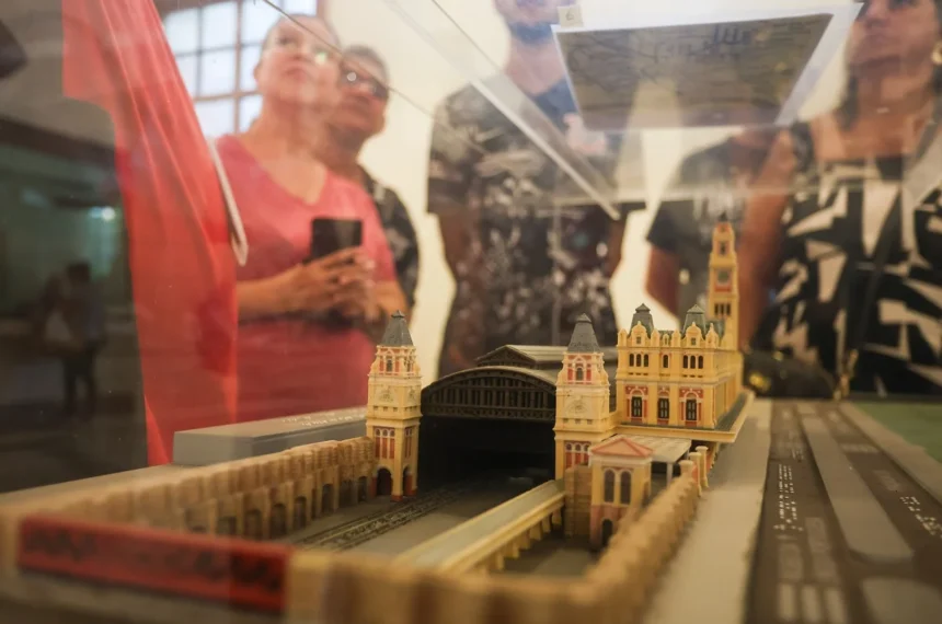 Visita mediada pelo Núcleo Educativo do Museu da Língua Portuguesa - (Nilton Fukuda)