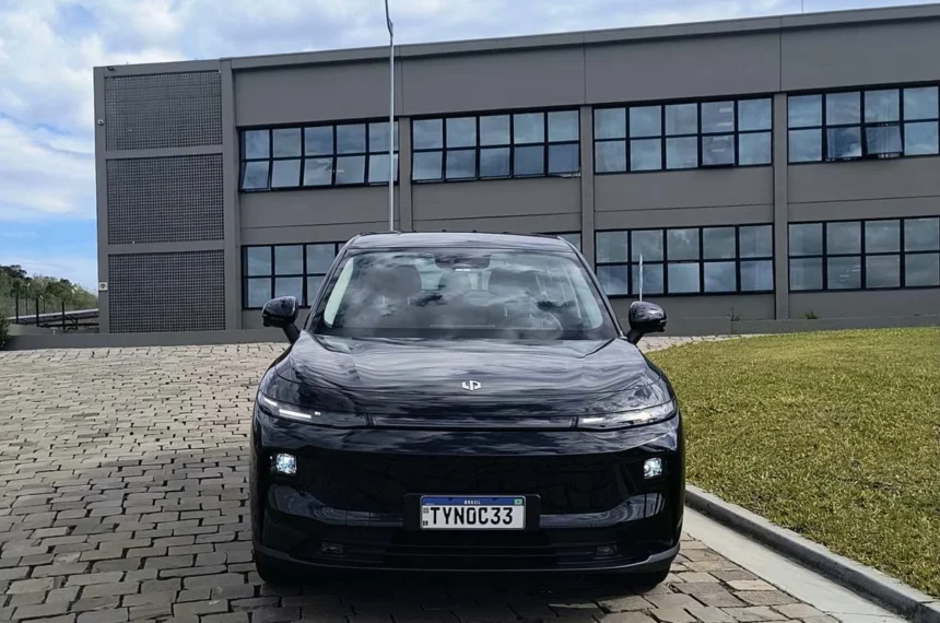 Leapmotor B10