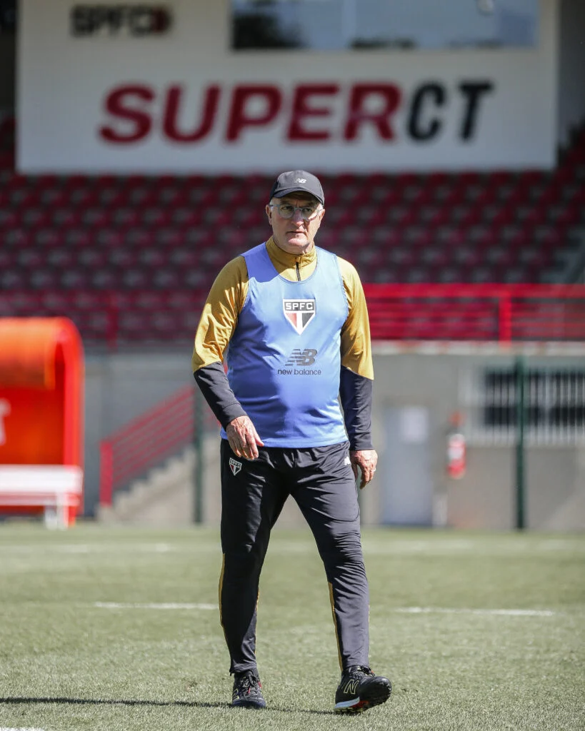 São Paulo deve encerrar janela com apenas quatro reforços e planeja usar base
