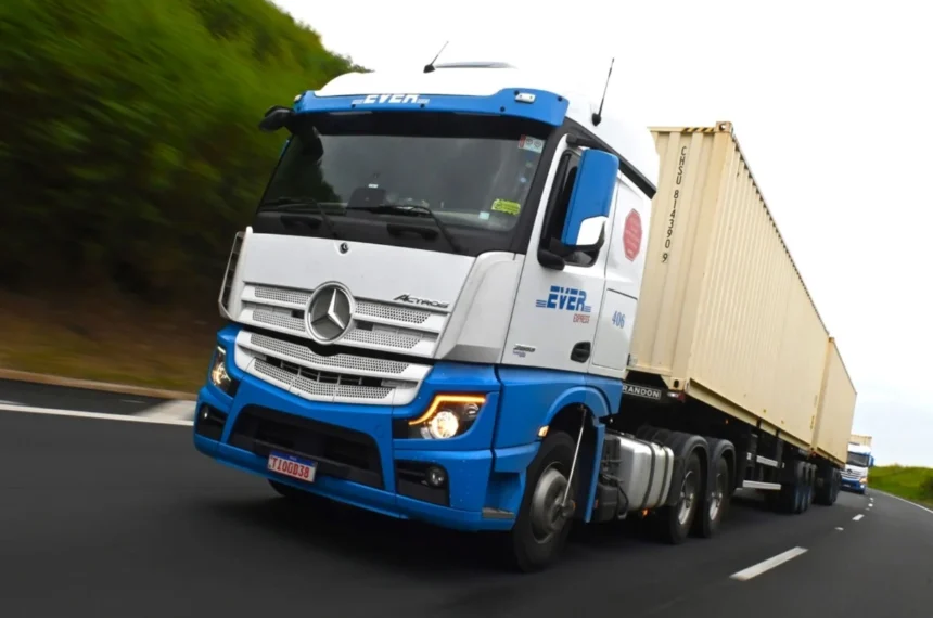 Mercedes-Benz Actros da Ever Express - Caminhões