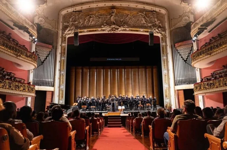 Theatro Municipal de São Paulo celebra 115 anos de graça