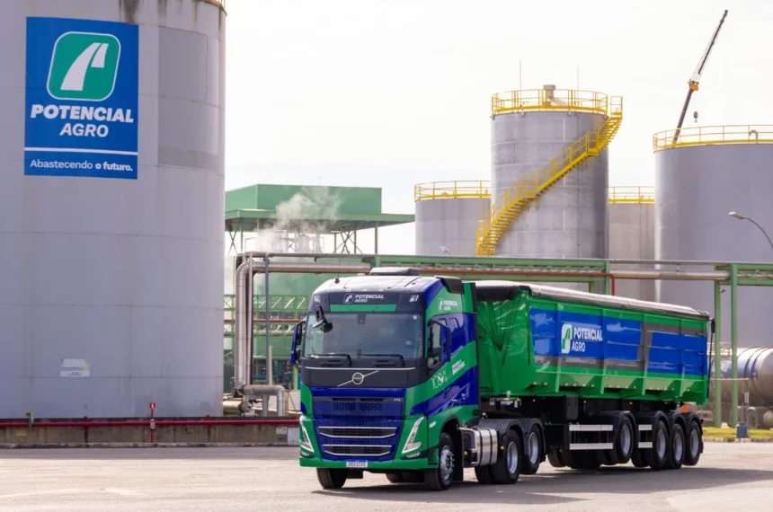 Volvo FH B100 Flex do Grupo Potencial