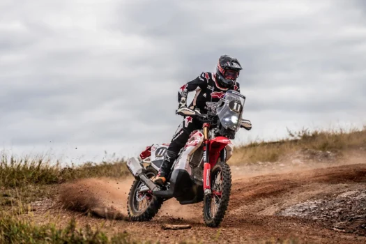 Bruno Crivilin disputa o Sertões 2026 pela Honda Racing