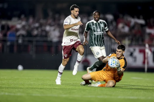Calleri reclama de pênalti e avalia atuação: &#8220;Não jogamos bem&#8221;