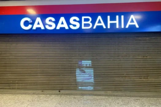 Justiça blinda Casas Bahia contra cobranças por 180 dias