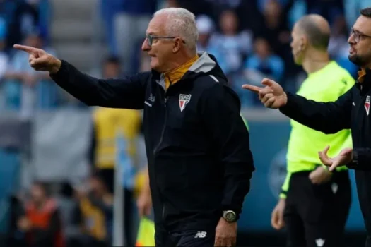 Dorival chega a 10 jogos sem vitória no Brasileirão, somando passagens por Corinthians e São Paulo