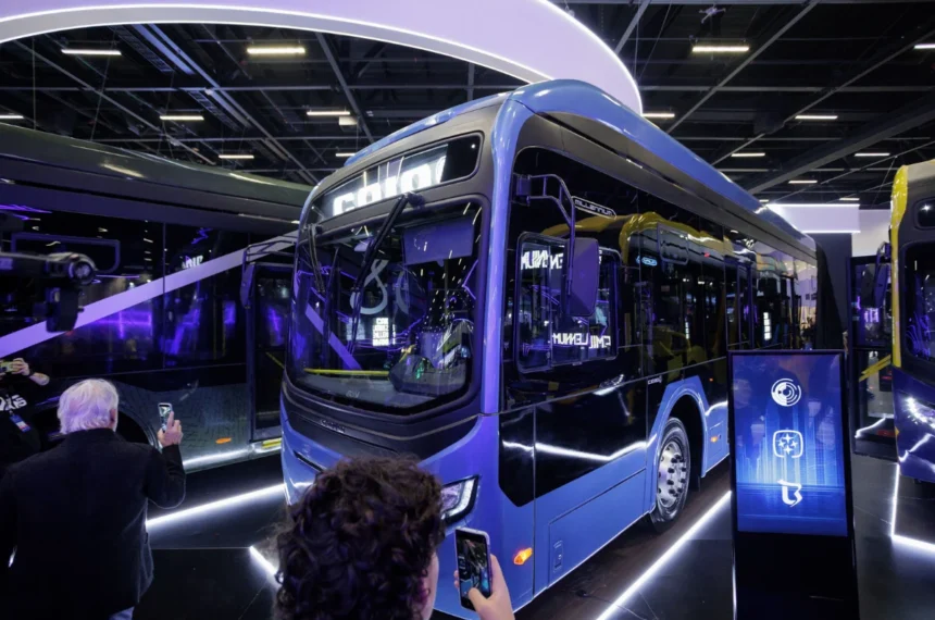 Lat.Bus 2026