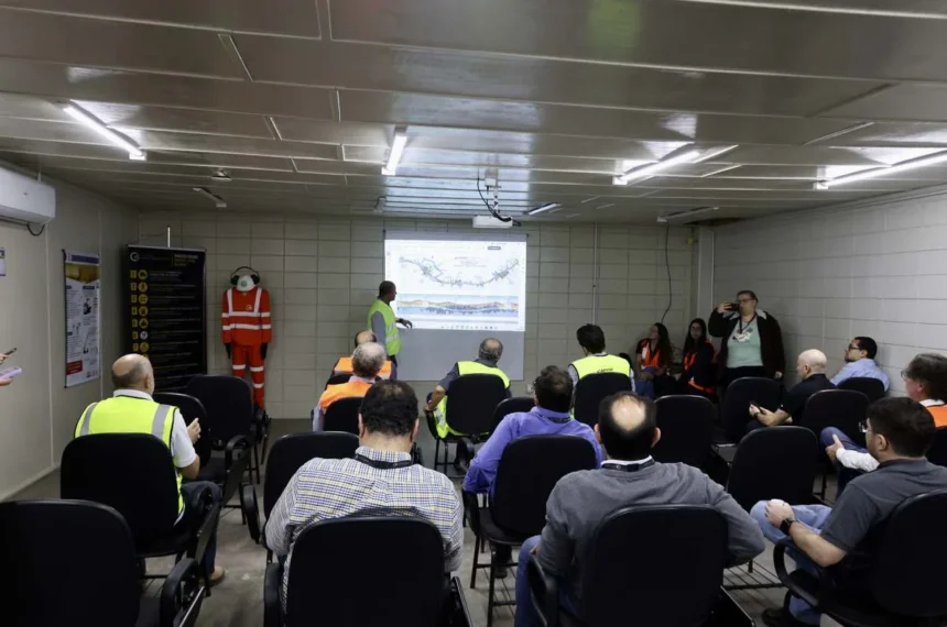 Linha 4-Amarela  - obras
