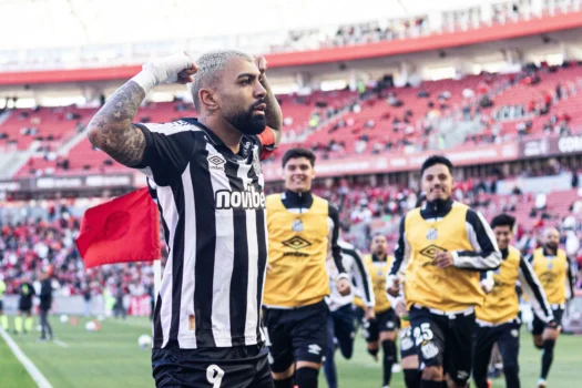 Santos tem uma das melhores campanhas do 2º turno mesmo com jogo atrasado