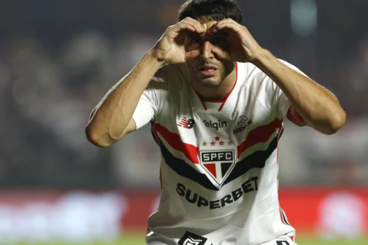 São Paulo pode perder 2 titulares para clássico com o Santos