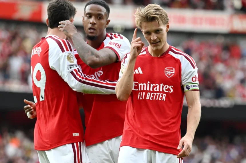 Arsenal x Chelsea - Odegaard