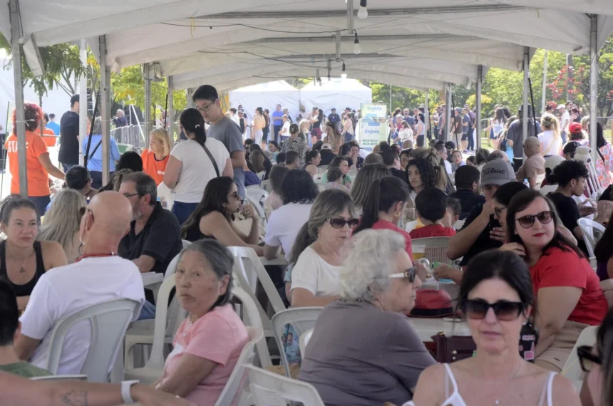 Festival do Morango, Churros e Chocolate acontece em Santo André