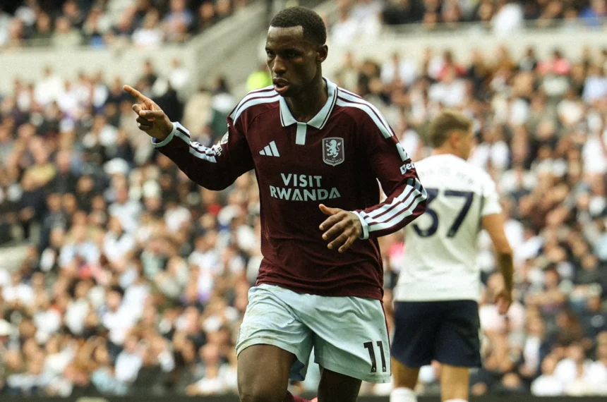 Nicolas Jackson - Aston Villa goleia Tottenham