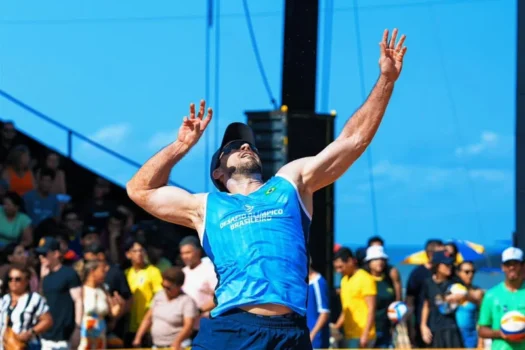 Bruno Schmidt confirma presença na Dez Milhas Garoto