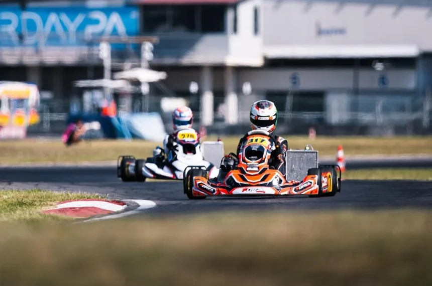 Francisco Rocha encerra etapa e foca no Mundial de Kart