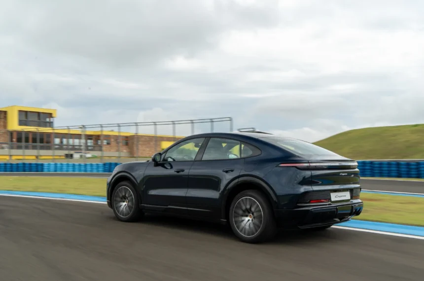 Porsche Cayenne Electric
