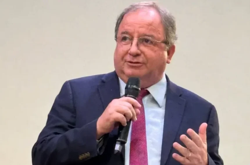 Arival Dias Casimiro