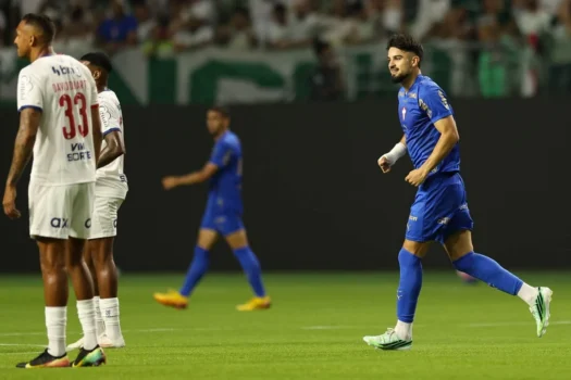 Palmeiras revive final da Libertadores de 1968 contra o mesmo rival e no mesmo estádio