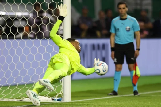 Palmeiras se torna o 3º time com mais finais de Libertadores e pode virar o maior campeão do Brasil