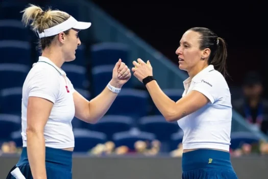 Luisa Stefani avança às quartas no WTA de Wuhan com virada