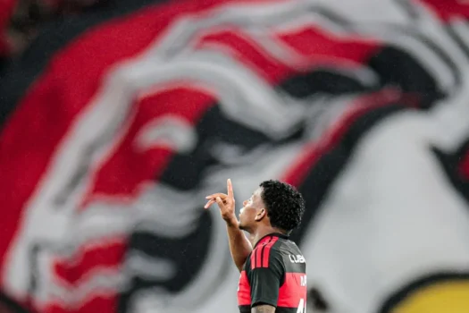 Flamengo x Palmeiras? Presidente do Estudiantes diz que não há chance de a final da Libertadores 2026 ser alterada