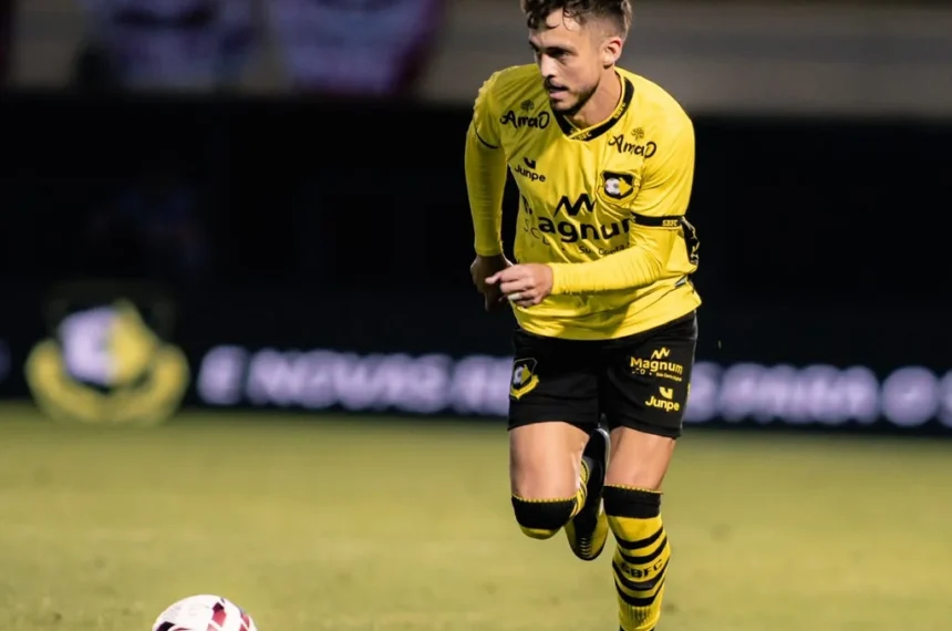Hyoran enaltece virada do São Bernardo nos acréscimos contra o Vila Nova