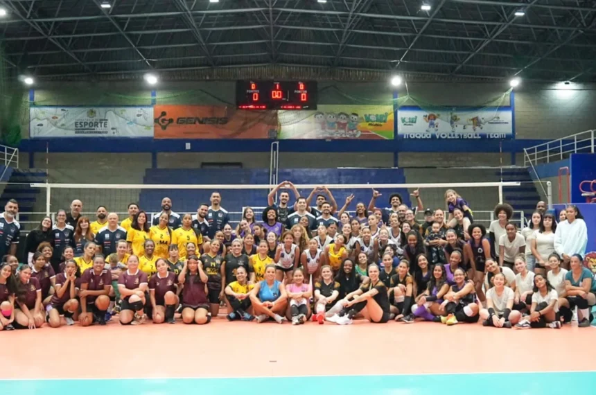 Vôlei Mania Itaquá reúne atletas em torneio pelo Outubro Rosa