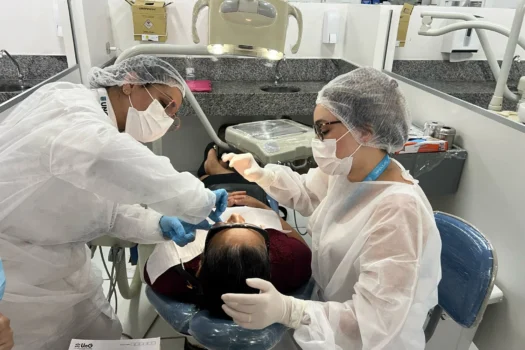 Odonto Futuro atualiza dentistas da rede pública na UNG
