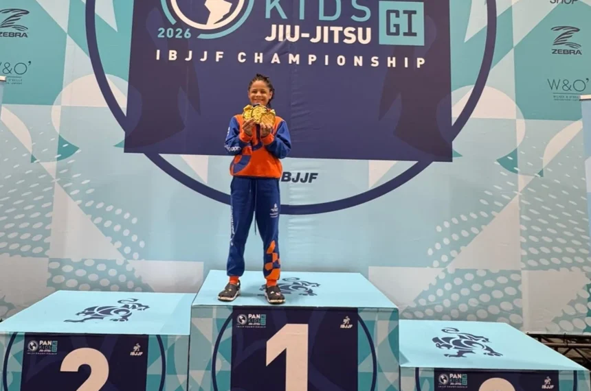Rebeca Bem-te-vi conquista Grand Slam e mira bi em Abu Dhabi