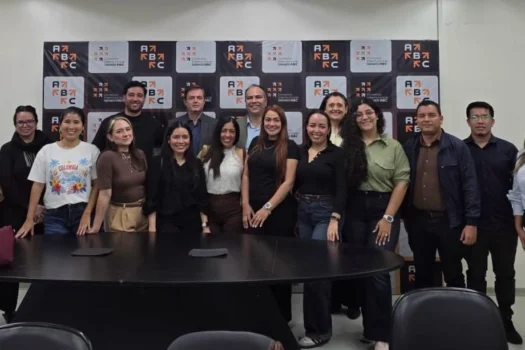 Agência GABC apresenta modelo regional a colombianos