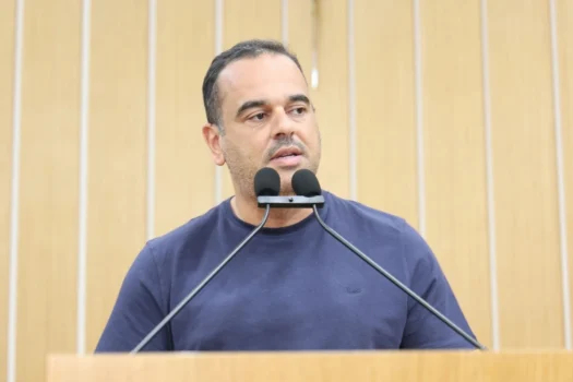 Américo Scucuglia sugere plano para adotar praças em SCS