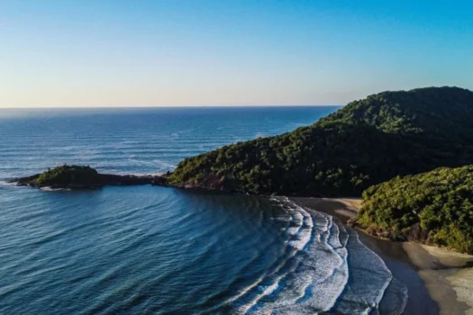 Bertioga tem 7 das 9 praias liberadas para banho de mar