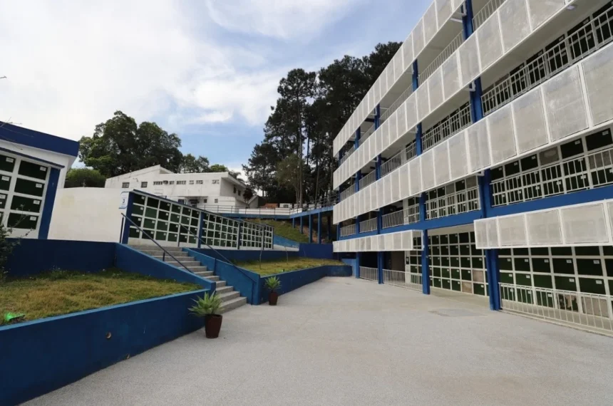 Cemitério Municipal de Diadema recebe obras para o feriado de Finados - (André Baldini/Prefeitura de Diadema)