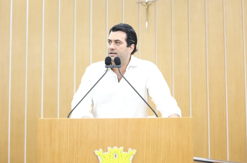 César Oliva, autor do projeto de lei que institui o Dia da Família Atípica 