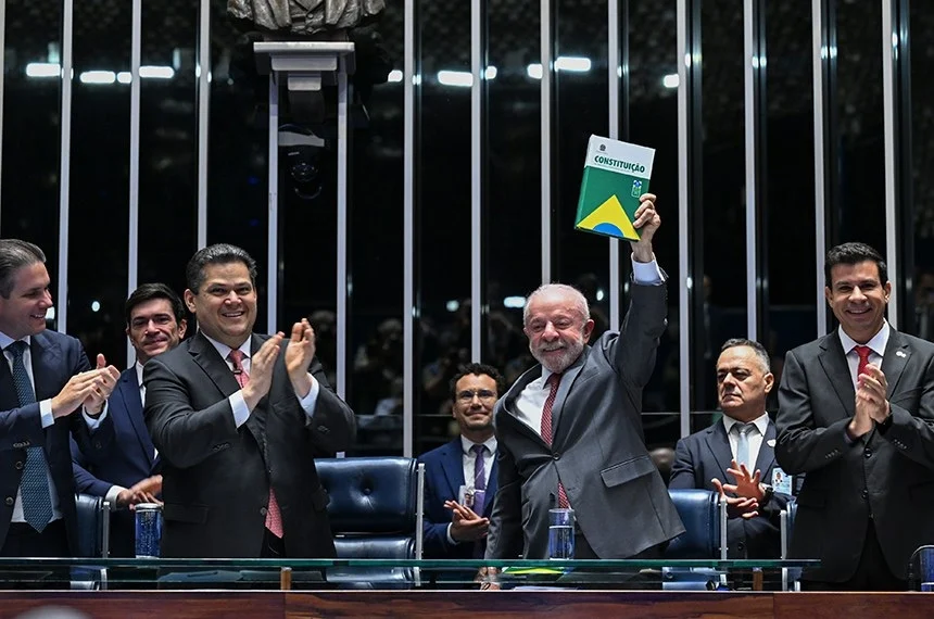 Congresso promulga fim da escala 6x1 - 