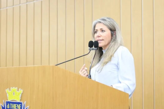 Dra. Anny sugere biometria para proteger recém-nascidos