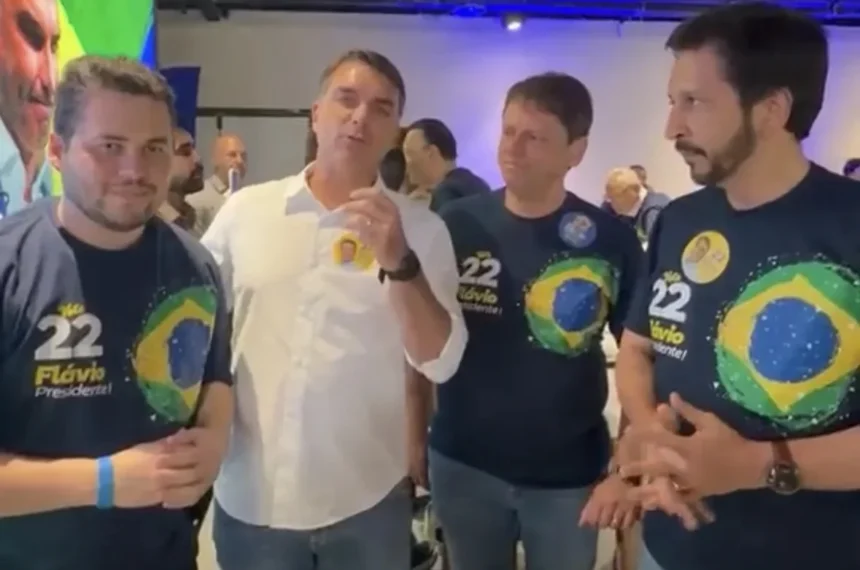 Gilvan Ferreira anuncia apoio a Flávio Bolsonaro no 2º turno