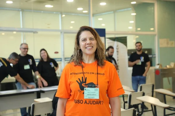 Acessibilidade nas eleições ativa 11 mil guias em SP