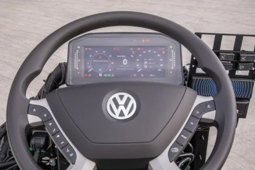 Volksbus digitaliza painel e transporte mira o futuro