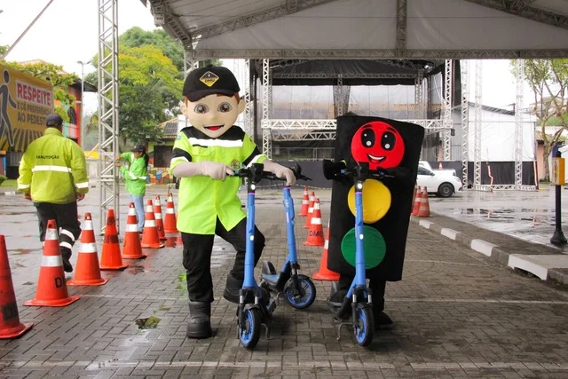 Patinetes elétricos em Ribeirão Pires - (Divulgação)