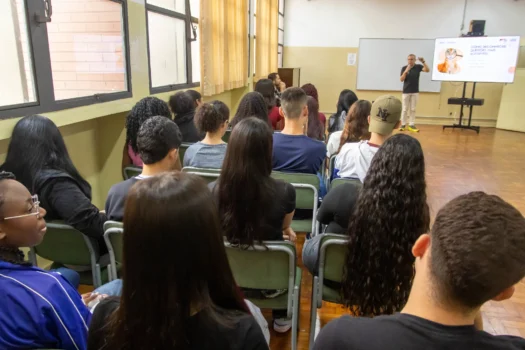 Provão Paulista e Enem exigem táticas exatas de estudantes