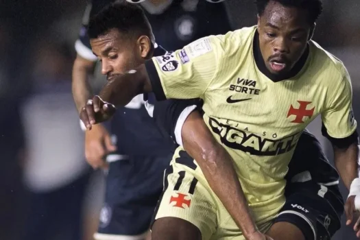Vasco empata com Remo e segue perto do Z-4 do Brasileirão